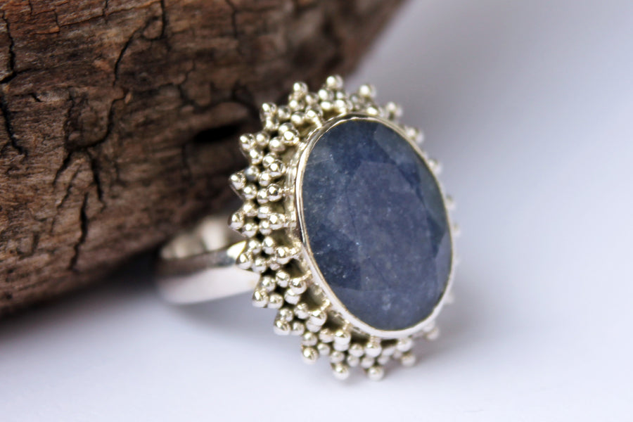 Silberring Namaste Saphir