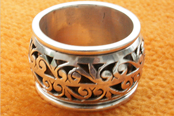 Wunschring Ornament