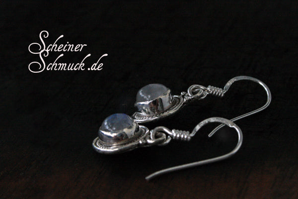 Silberohrring Feiner Mondstein