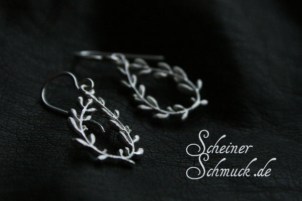 Silberohrring Heldenkränzchen