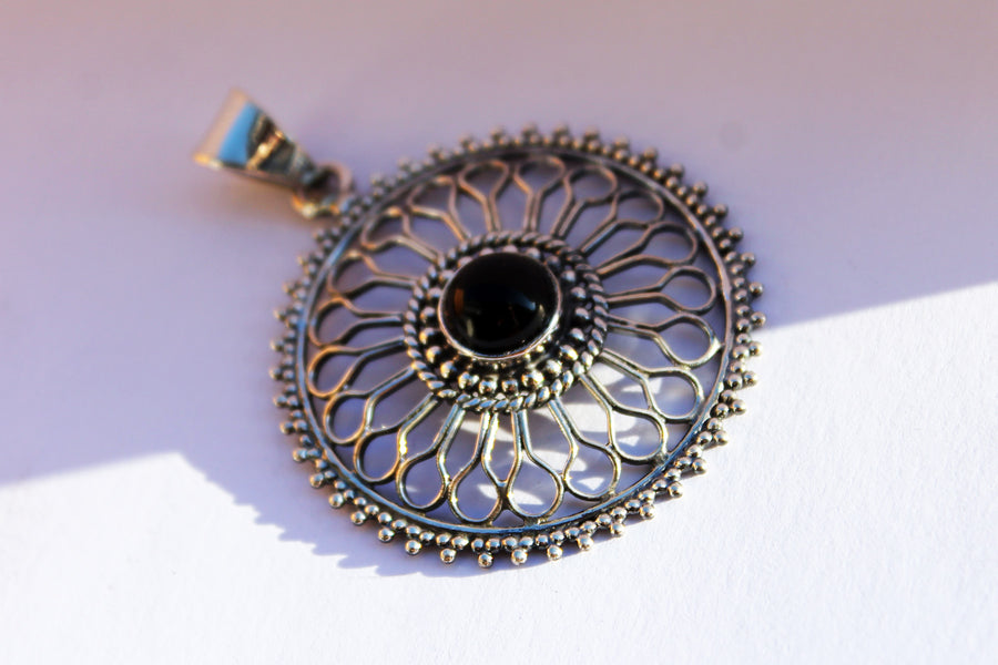 Silberanhänger Silberblume Onyx