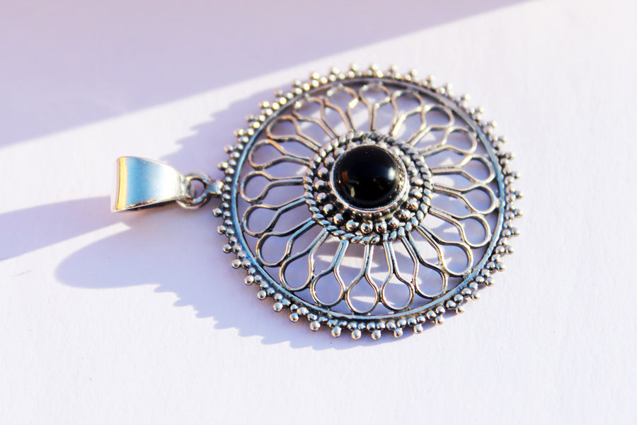 Silberanhänger Silberblume Onyx